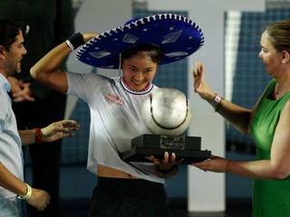 Wang Ja-fan získala svoj prvý titul na okruhu WTA, v Acapulcu zdolala Keninovú