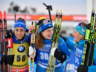 Zľava Lisa Vittozziová, Hanna Öbergová a Justine Braisazová.