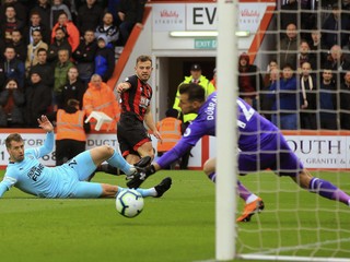 Martin Dúbravka v zápase Bournemouth - Newcastle.
