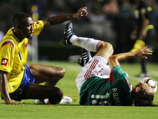 John Viafara (vľavo) v reprezentačnom drese.