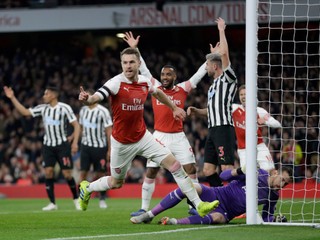 Momentka zo zápasu Arsenal Londýn - Newcastle United.