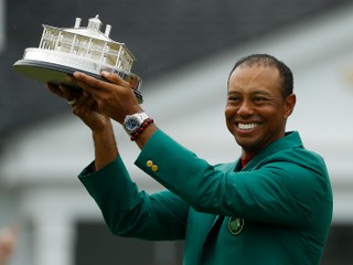 Tiger Woods po triumfe na turnaji Masters.