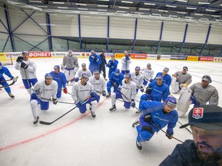 Hráči Slovenska počas tréningu na MS v hokeji 2019.