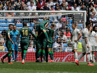 Real Madrid prehral na domácom trávniku s Betisom.