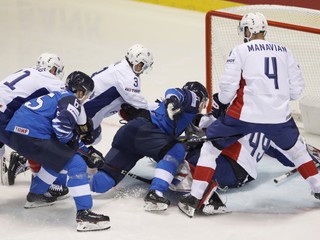 Momentka zo zápasu Francúzsko - Fínsko na MS v hokeji 2019.