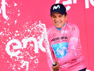 Bláznivé Giro: Nečakaný víťaz či cyklista, ktorý vyfackal fanúšika