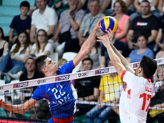 Slovenskí volejbalisti doma nezískali ani bod, hladko podľahli Turkom