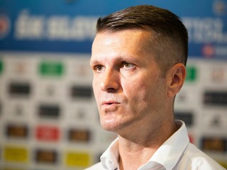 Športový riaditeľ ŠK Slovan Richard Trutz počas brífingu ŠK Slovan Bratislava na štarte letnej prípravy v Bratislave 11. júna 2019.