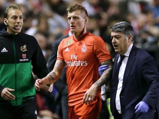 Toni Kroos (uprostred).