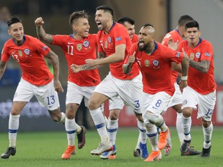 Čile v jedenástkovom rozstrele porazilo Kolumbiu a je v semifinále Copa América