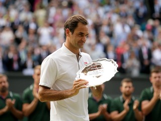 Roger Federer po neúspešnom finále Wimbledonu 2019, v ktorom prehral s Novakom Djokovičom.