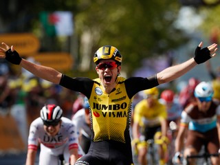 Wout Van Aert víťazí v 10. etape na Tour de France 2019.