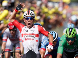 Peter Sagan (vpravo) skončil na 4. mieste v 16. etape na Tour de France 2019. Etapu vyhral Caleb Ewan.