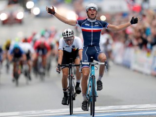 Lennard Kämna (vľavo).