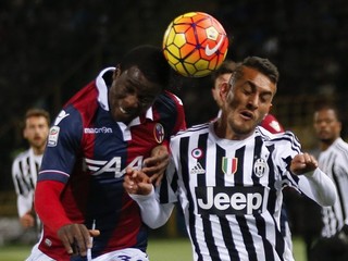 Juventus prekvapivo zakopol na pôde Bologne.
