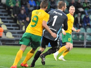 V minulej sezóne chytal Perniš v bratislavskom Slovane. V lete však zamieril d gréckej ligy.