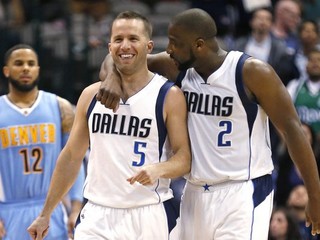 Basketbalisti domáceho Dallasu Mavericks si napokon poradili so súperom z Denveru.