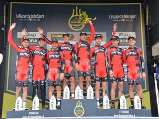Tinkoff so Saganom skončil na úvod Tirreno-Adriatico štvrtý
