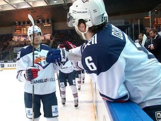 KHL: Magnitogorsk zdolal Novosibirsk, Ufa porazila Omsk