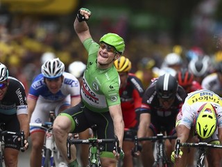 André Greipel (v zelenom) je veľkým súperom Petra Sagana. Vlani ho na Tour de France viackrát porazil.