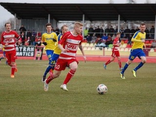 Martin Kubena (č. 10) rozhodol o výhre Liptovského Mikuláša na pôde Spišskej Novej Vsi.