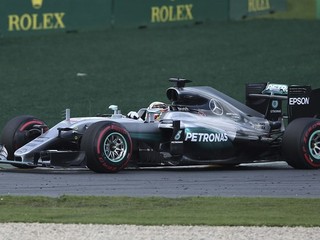 Nový kvalifikačný systém bol kritizovaný všetkými stranami.