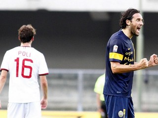 Niektorí moji spoluhráči si nezaslúžia hrať v Serii A, soptil Luca Toni