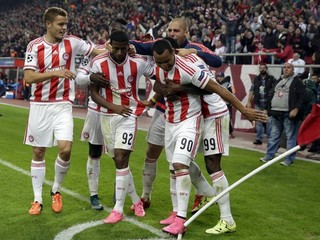 V Grécku tím z Pirea valcuje jednu prekážku za druhou.