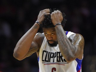 DeAndre Jordan mal v aktuálnej sezóne priemery 11,6 bodu a 13,4 doskoku na zápas.