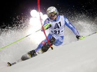 Kristoffersen vyhral už šiesty slalom sezóny, Žampu diskvalifikovali