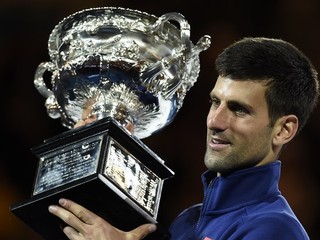 Djokovič je suverénne na čele renkingu, Kližan v piatej desiatke