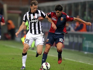 Perotti (vpravo) patril medzi kľúčových hráčov FC Janov.