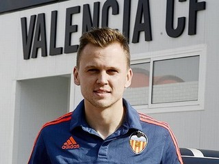 Milujeme ťa, kričali fanúšikovia Barcelony na hráča súpera