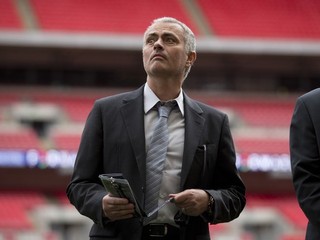 Manchester United vraj povedie Mourinho, tvrdia portugalské médiá