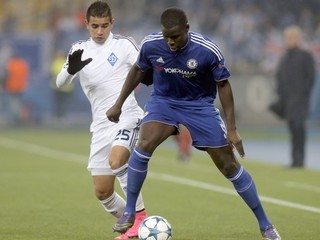 Zouma (v popredí) patrí k najtalentovanejším mladým stopérom na svete.