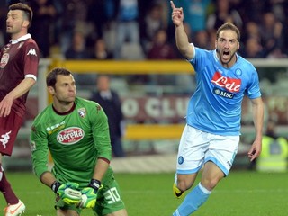 Higuaín je najväčšou hviezdou Neapola v tejto sezóne.