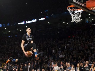 NBA: Smečiarskym kráľom sa stal LaVine, majstrom zručnosti podkošový obor