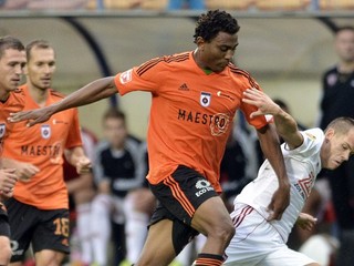 Tawamba Kana ešte v drese Ružomberka.