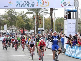 Prvá etapa Okolo Algarve patrila Kittelovi.