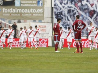 Oslabený Real remizoval vo Valencii, oba sevillské kluby prehrali