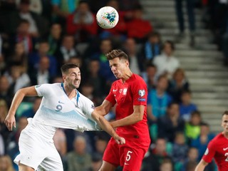 Wales doma uspel, Nemci prehrali v šlágri, Šporar strelil gól Poľsku