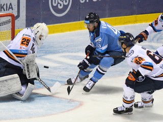 Andrej Košarišťan (vľavo) a Michael Vandas (druhý zľava) 