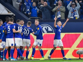 Futbalisti Schalke po skórovaní na 2:1.