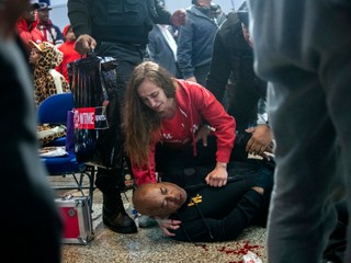 Ali Bashir skončil po útoku v bezvedomí.