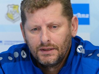 Nitriansky tréner Marián Süttö bude mať zajtra stretnutie s vedením klubu. 