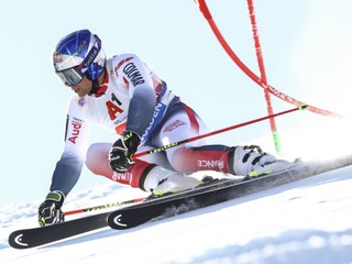 Alexis Pinturault počas 1. kola obrovského slalomu v Söldene.