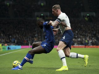 Duel Tottenhamu s Chelsea poznačil rasizmus