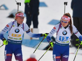 Terézia Poliaková (vľavo) a Veronika Machyniaková.