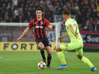 Ivan Mesík (vľavo).