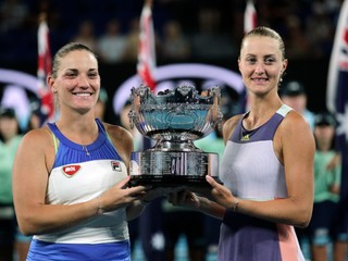 Timea Babosová a Kristina Mladenovicová vyhrali štvorhru na Australian Open 2020.